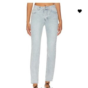 superdown Bailee Butt Slit Jean in Light Washed Blue